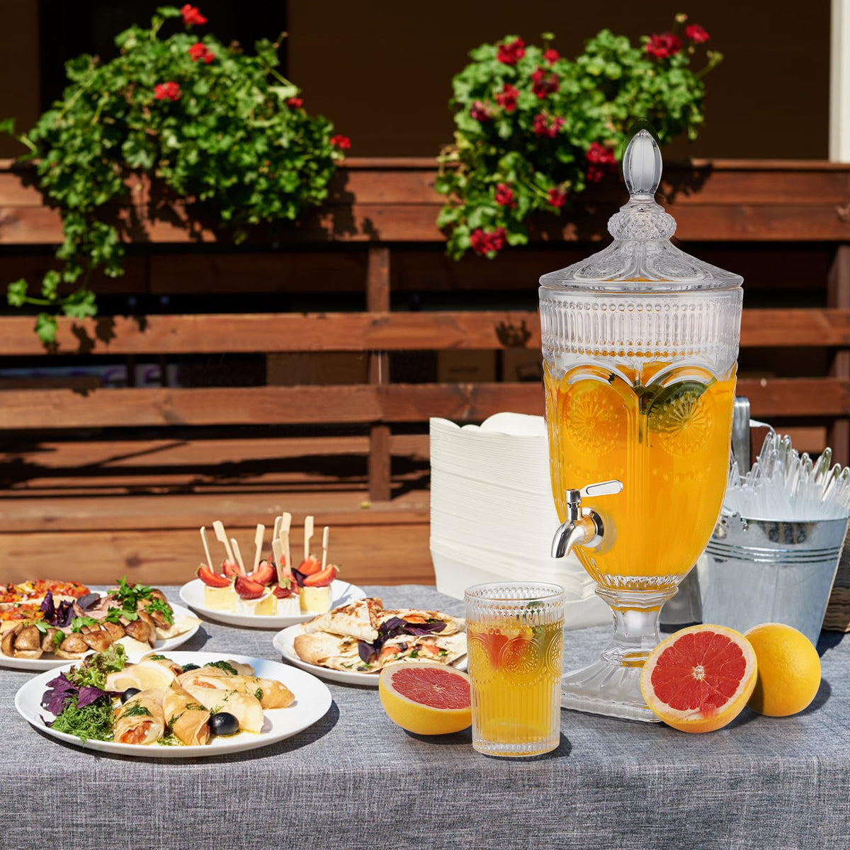 0.8 Gallon Glass Beverage Dispenser with Stainless Steel Spigot H701