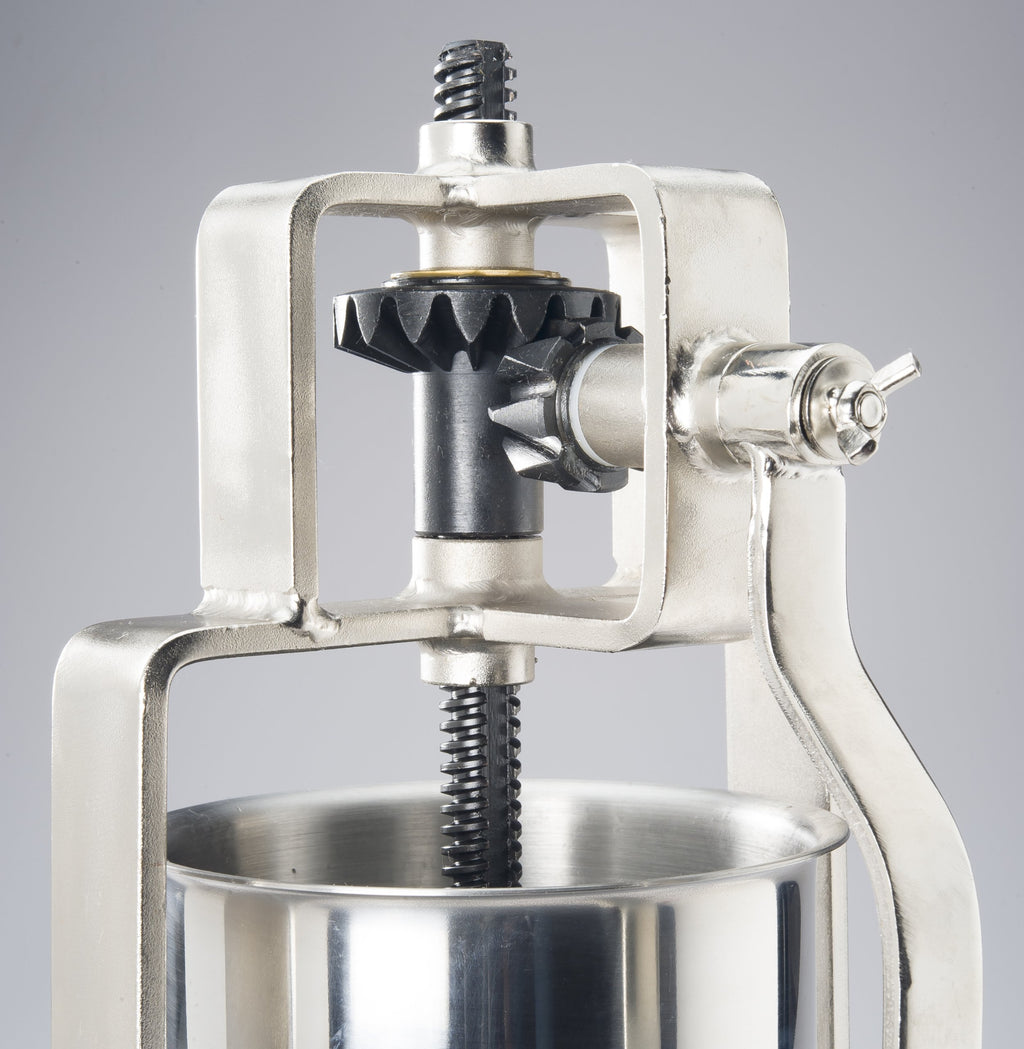 5 Pound Stainless Steel Vertical Sausage Stuffer Z190480